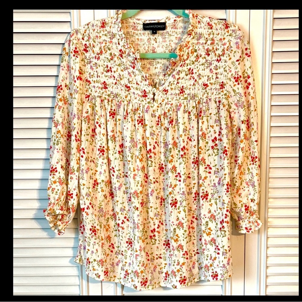 Cynthia Rowley Smocked Floral Blouse with 3/4 length Ruffled Hem Sleeve SZ M